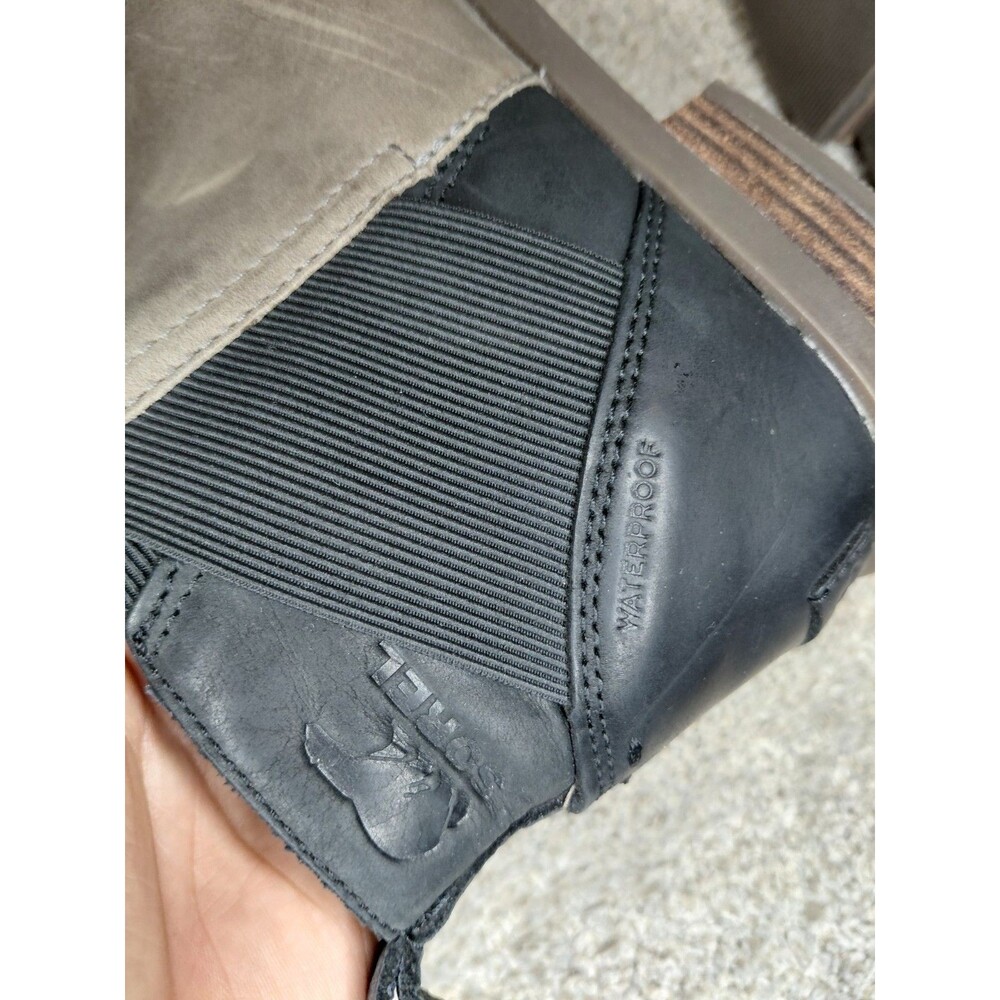 Sorel Taupe and Black Ankle Booties - Picture 13 of 16